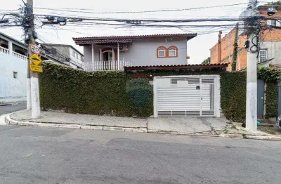 Sobrado a Venda na Vila Penteado - Zona Norte de São Paulo - 03 dormitórios  01 suíte - 170m2 R$ 699.000,00