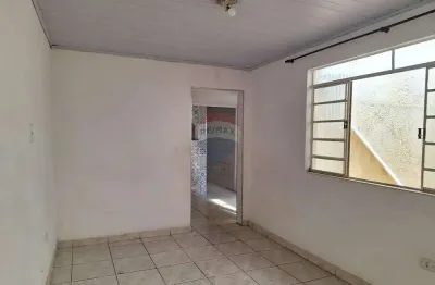 Casa com 2 quartos para alugar no Jardim Elisio, São Paulo 