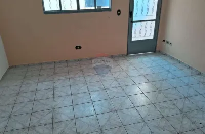 Casa com 2 quartos para alugar no Jardim Almanara, São Paulo 