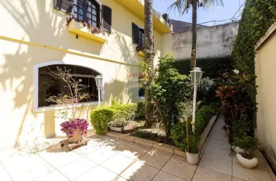 Casa à venda em pirituba na zona norte de são paulo com 4 suítes e com 256m².