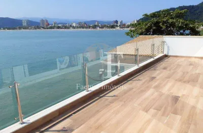 Casa em condomínio fechado com 3 quartos à venda na Rua Barracuda, 5582, Enseada, Guarujá