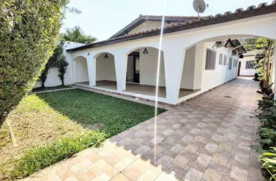Casa com 3 dormitórios à venda, 193 m² por R$ 1.400.000,00 - Guaiuba - Guarujá/SP