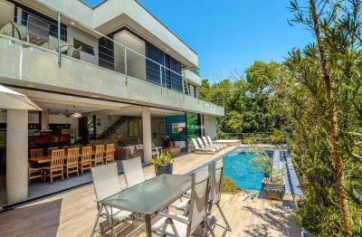 Casa com 7 dormitórios à venda, 663 m² por R$ 9.500.000,00 - São Pedro  - Guarujá/SP