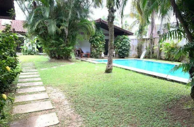 Casa com 3 dormitórios à venda, 300 m² por r$ 2.200.000,00 - acapulco - guarujá/sp