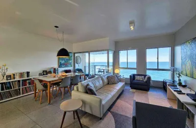 Apartamento à venda na praia das pitangueiras - guarujá/sp.