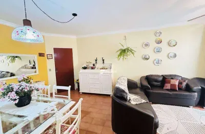 Apartamento a venda á 300 metros do mar na praia da enseada - guarujá/sp.