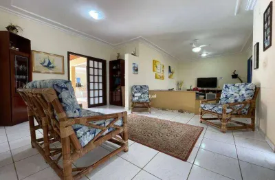 Casa com 5 quartos à venda na Rua Nicolau Antunes Pinto, 652, São Lourenço, Bertioga