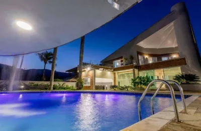 Sobrado à venda no jardim acapulco – vista livre em frente à praça