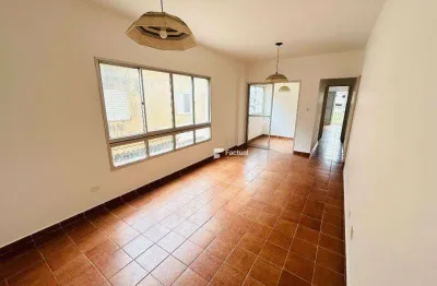 Apartamento à venda localizado na região da academia edos fit na praia da enseada no guarujá.