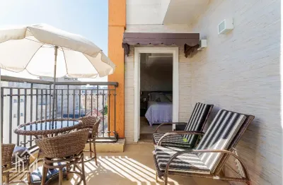 Linda cobertura duplex à venda, com 150m²- água verde, 2 vagas