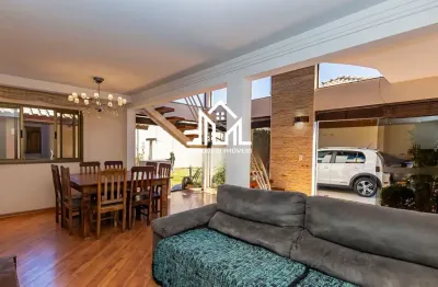 Casa em condomínio fechado com 4 quartos à venda na Avenida Doutor Eugênio Bertolli, 3232, Santa Felicidade, Curitiba