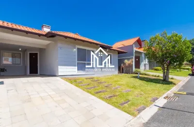 Casa térrea em condomínio com 3 quartos em santa felicidade