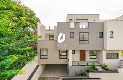 Casa em condomínio com 03 suítes e terraço com jacuzzi!