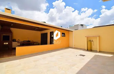 Sobrado a venda, com 04 dormitórios, edícula e 04 vagas!
