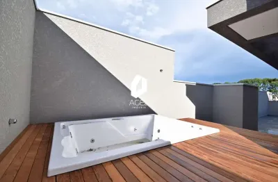 Sobrado novo com terraço e jacuzzi, 03 quartos 01 suíte.