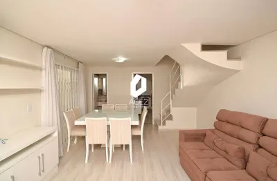 Sobrado a venda no novo mundo, 3 quartos sendo 1 suíte. 3 vagas de garagem
