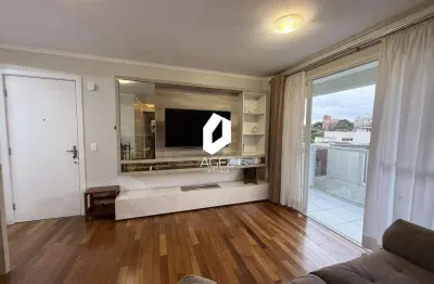 Apartamento a venda no agua verde, sacada com churrasqueira e 1 vaga de garagem