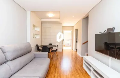 Sobrado em Condomínio Fechado à Venda | 3 Dormitórios | Novo Mundo / Capão Raso