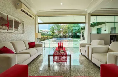 Vendo casa de luxo no condomínio itapuranga iii, 4 suítes, 334m², piscina na ponta negra: em manaus