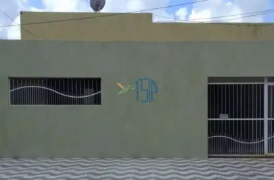Casa com 4 quartos à venda na Rua Epitácio Pessoa, 50, Alecrim, Natal