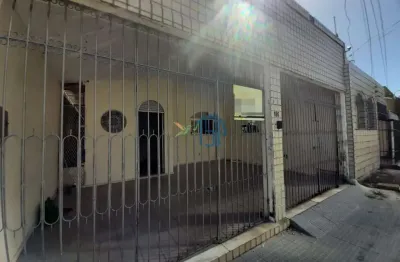 Casa padrão / casa em natal / casa em rua pública / casa padrão no bairro barro vermelho