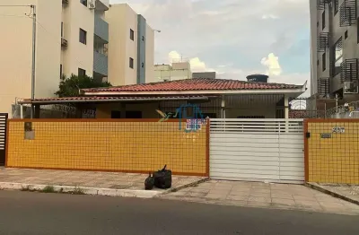 Casa padrao/ casa nos bancários/ casa com 3 quartos/ casa beira mar/ casa em joao pessoa