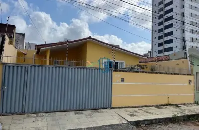 Casa Padrão / Casa padrão em Natal / Casa Padrão em rua Pública em Natal-RN / Casa no Bairro Lagoa Nova -Natal-RN