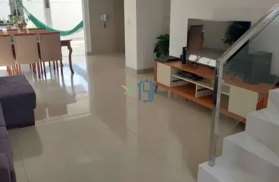 Condomínio Ecoville 1 - Casa em Condomínio/Casa Alto Padrão – 265m² de área construída em terreno de quase 300m²