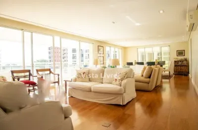 Apartamento à venda no bairro lapa, com uma ampla área útil de 366 m². este imponente imóvel aprese