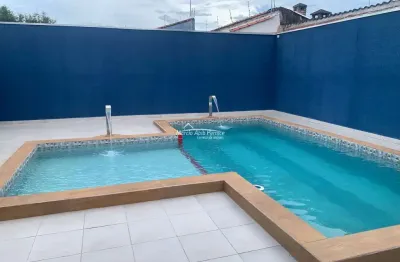 Casa à venda no Jardim Jamaica, Itanhaém 