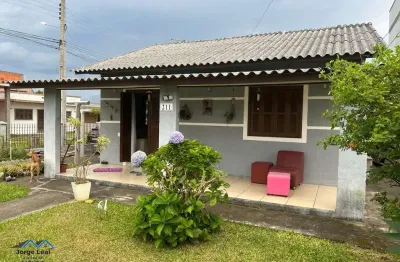 Casa de esquina, com 2 dormitórios, sendo 1 suíte,  espaço gourmet, mobiliada, n