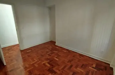 Apartamento com 3 quartos para alugar na Rua Caiubi, 474, Perdizes, São Paulo