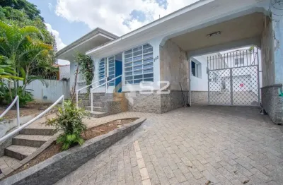 Casa com 3 quartos para alugar na Rua Racine, 205, Alto da Lapa, São Paulo