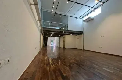 Imóvel Comercial à Venda ou Locação Rua Delfina, Vila Madalena/SP