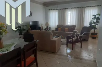 Casa à venda  jardim colibri marilia ,com 03 dormitórios sendo uma suíte,sala 02 ambientes,01 apartamento nos fundos,02 vagas cobertas, ótimo comercio na redondeza .