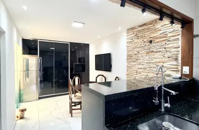 Casa mobiliada, bairro Colonia Rio Grande, São José dos Pinhais/PR