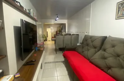 Casa com 2 quartos à venda na Rua Martins Follador, 230, Campo Largo da Roseira, São José dos Pinhais
