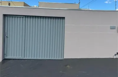 Casa com 2 quartos à venda na Rua 3, Qd 4, Residencial Lago de Cristal, Caldas Novas