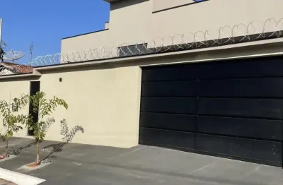 Casa de Contra Esquina à Venda no Estância Itaguaí – Caldas Novas/GO