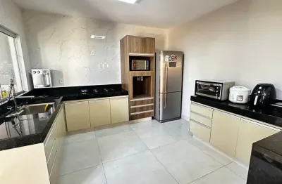 Sobrado dos sonhos no bairro bandeirantes: sua oportunidade em caldas novas!