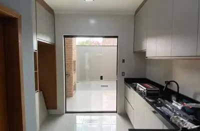 Casa com 3 quartos para alugar na Rua João Accioli, Jardim Maringa, São Paulo