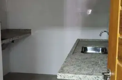 Apartamento tipo studio com quintal a 850 metros (10 minutos a pé) do metrô vila matilde.