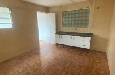 Casa com 2 quartos para alugar na Travessa São Demétrio, 07, Vila Marieta, São Paulo
