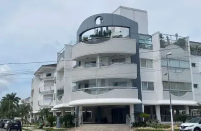 Belíssimo apartamento em jurerê internacional, apenas 600 metros da praia!