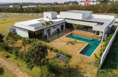 Casa  à venda com 6 quartos, sendo 4 suítes,  no condomínio damha ii, são carlos - sp