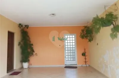 Casa à venda com 3 quartos, sendo 1 suíte,  em jardim hikari, são carlos - sp