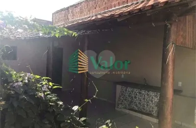 Casa à venda com 2 quartos, sendo 1 suíte,  em parque sisi, são carlos - sp