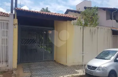 Casa à venda com 3 quartos, sendo 1 suíte,  em parque fehr, são carlos - sp