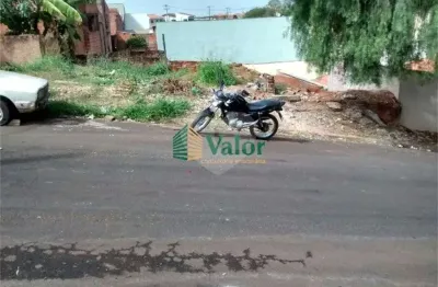 Terreno à venda na Rua Hermínio Bernasconi, Jardim Beatriz, São Carlos