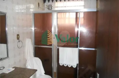 Casa à venda com 3 quartos, sendo 1 suíte,  no centro, são carlos - sp